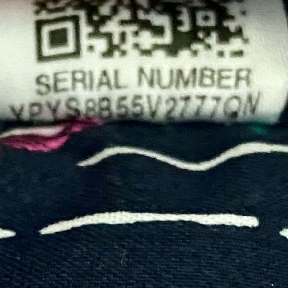 Vera Bradley Itsy Ditsy Floral Brush Up Cosmetic Case - Picture 12 of 15